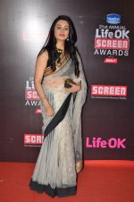 Padmini Kolhapure at Life Ok Screen Awards red carpet in Mumbai on 14th Jan 2015